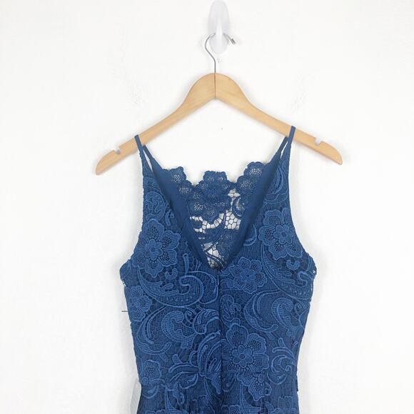 NWT Dress the Population Hayden Lace Fit & Flare Dress Size Small Navy Cocktail - Picture 11 of 13